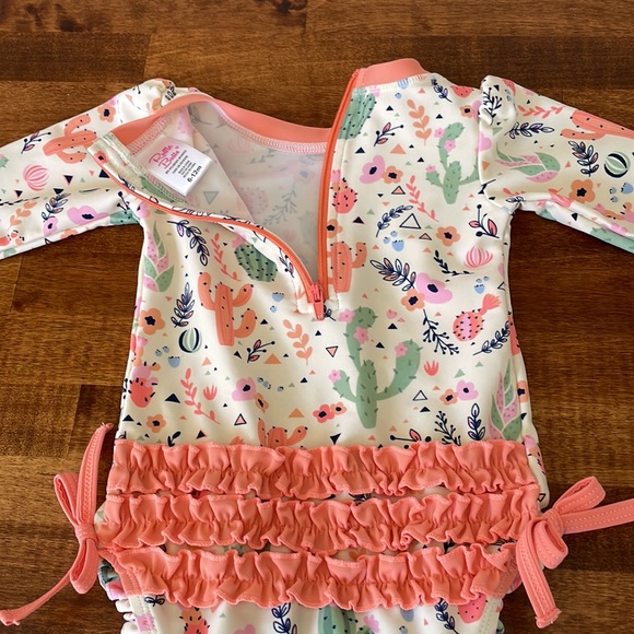 Ruffle butts UPF 50+ long sleeve swim suit - Picture 5 of 6